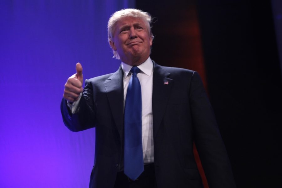 Donald Trump speaking at the Iowa Republican Party's 2015 Lincoln Dinner at the Iowa Events Center in Des Moines, Iowa.