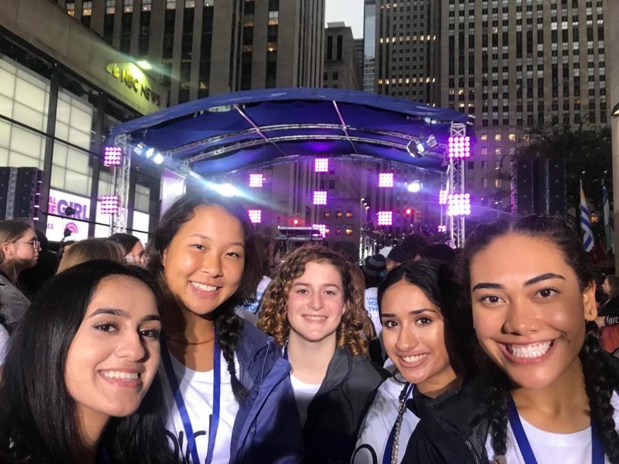 Girl Up members Shreya Kaul, Hanna Kim, Lindsey Baum, Riya Desai, and Raven Murray are all smiles amongst the crowd at NBC's The TODAY Show.