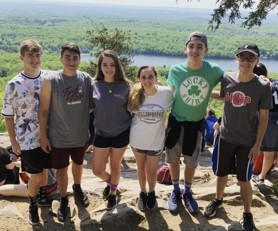 Seniors Jack Lowman, Mark Colavita, Caitlyn Kowalski, Nora Ferro, Casey Kiernan, and Sam Renz attending the Peer Mentor Retreat 2019.