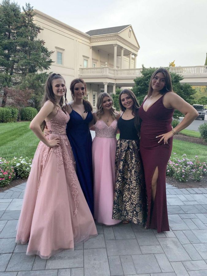 Although there was no prom last year, these high school students still took pictures with a hope of  having a prom  their senior year.