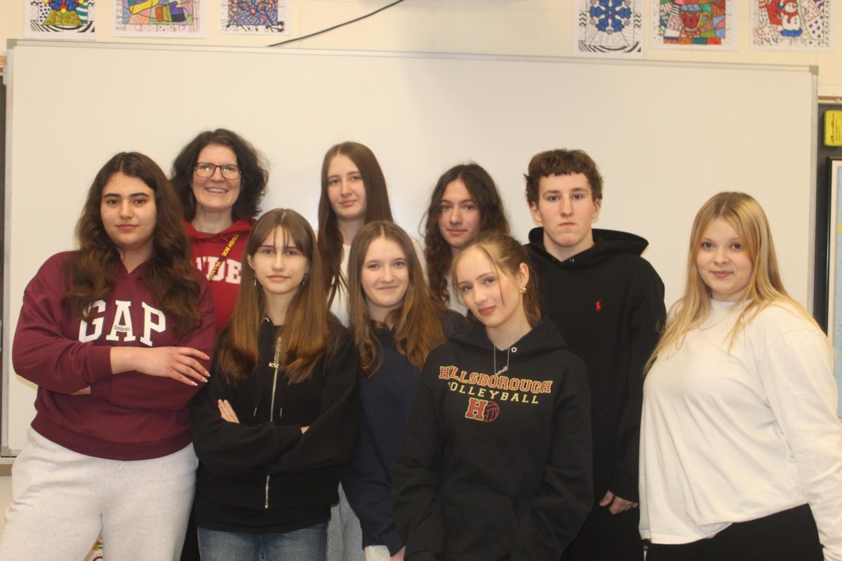 The students of RUSH gather for a group photo.